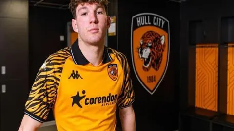 弗拉西奇获评欧足联年度最佳球员